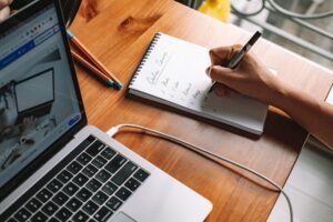 fintechzoom io stock review